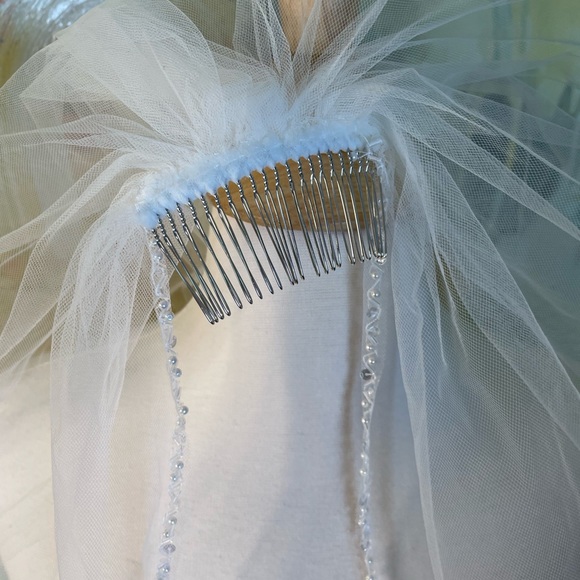 Beautiful veil - Picture 3 of 4